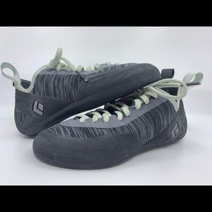 BLACK DIAMON ROCK CLIMBING SHOES